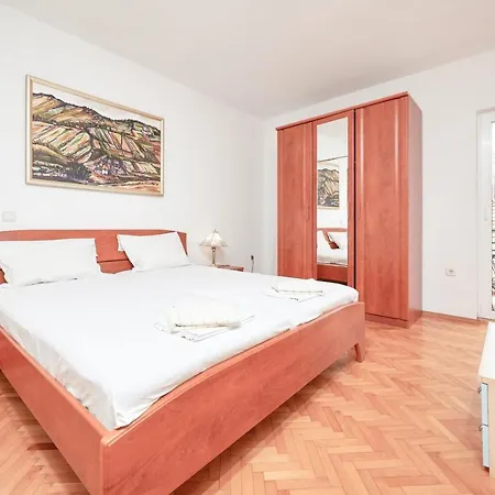 Veljko Guest house *