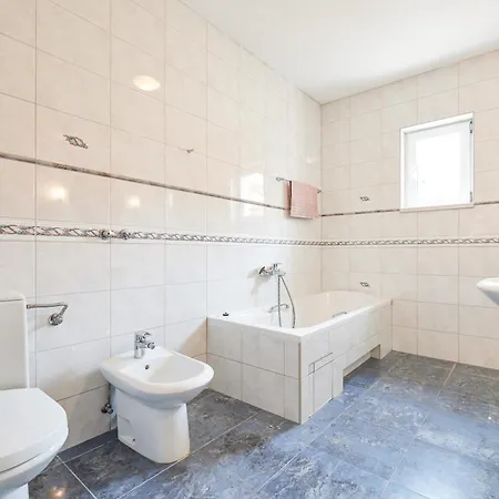 Veljko Guest house Okrug Gornji